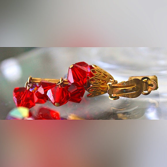 LEWIS SEGAL OF CALIFORNIA EARRINGS CLIP DANGLES RED CRYSTALS 2 1/4TH IN VINTAGE - Picture 8 of 11